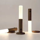 Luz branca quente com sensor de movimento magnético removível